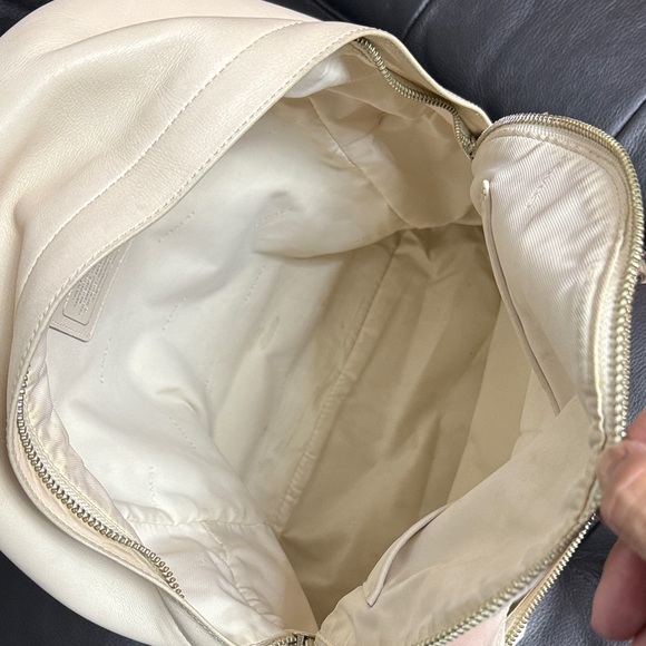 Coach Off-White Unisex Backpack with dust bag - Picture 12 of 15